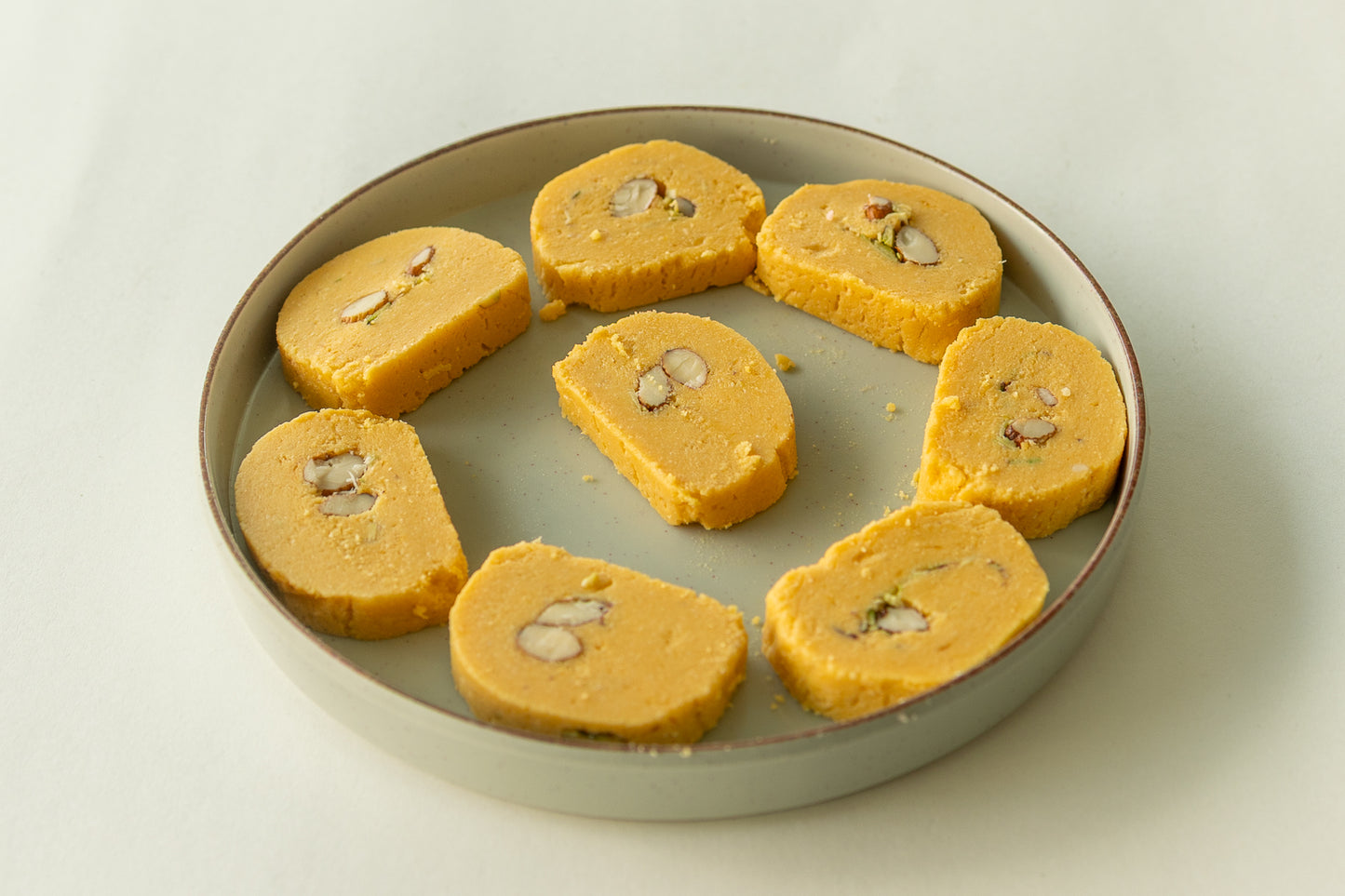 Kaju Orange Roll