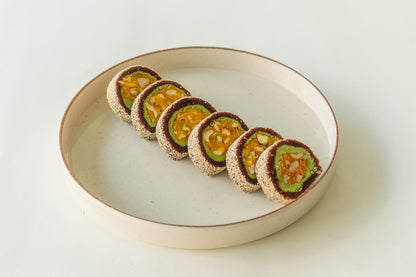 Kaju Anjeer Roll